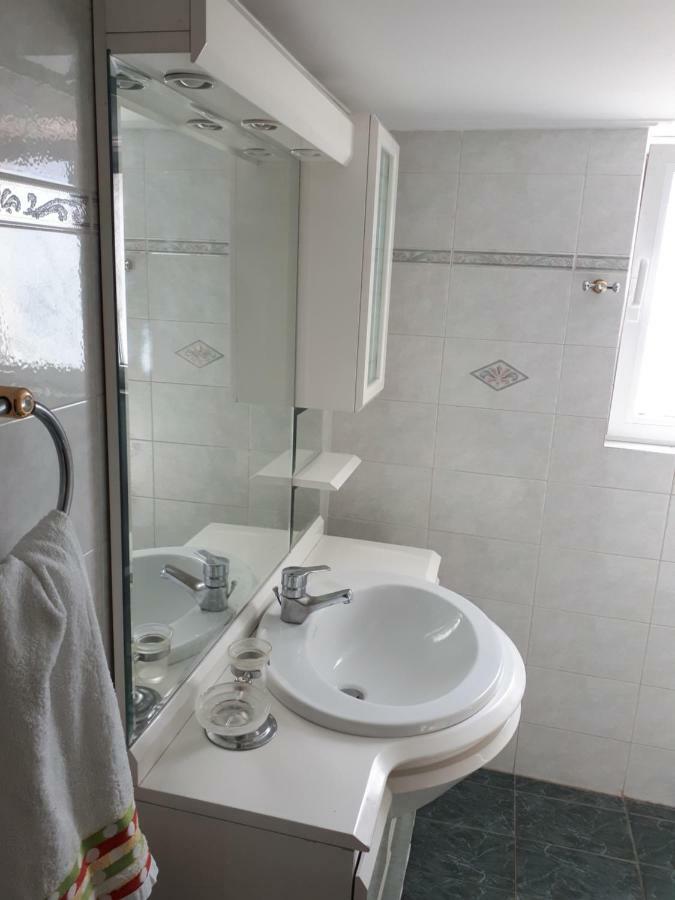 אתונה Sea View,Big And Comfortable Appartment In Voula מראה חיצוני תמונה